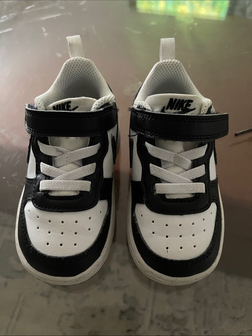 Toddler Nikes 6C